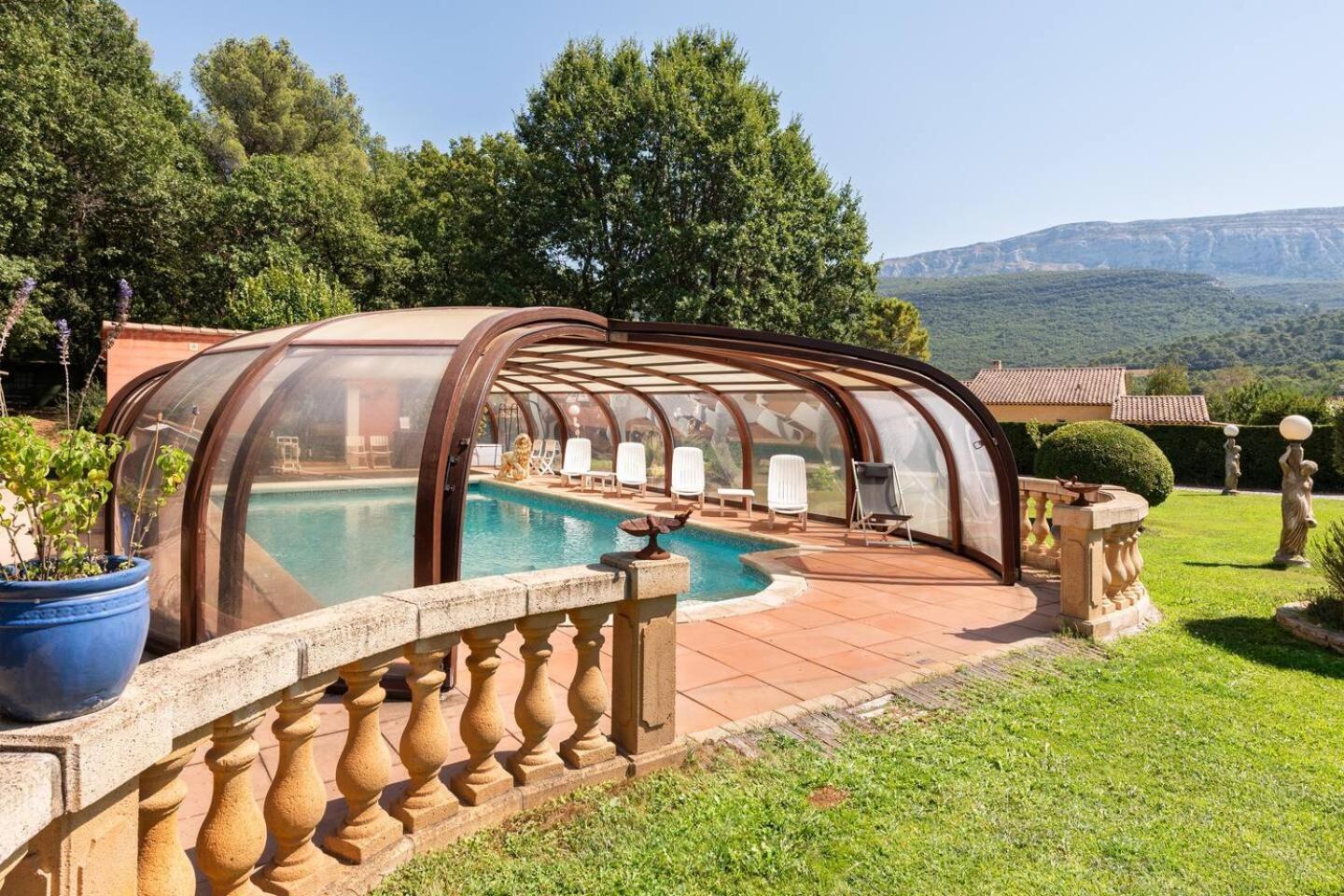 Chambre et table d'hôtes Villa Pomponette Nans-les-Pins Exterior foto