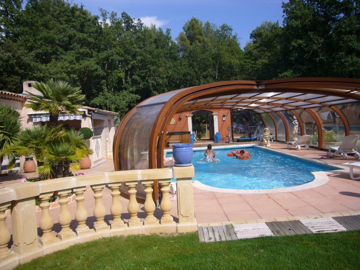 Chambre et table d'hôtes Villa Pomponette Nans-les-Pins Exterior foto