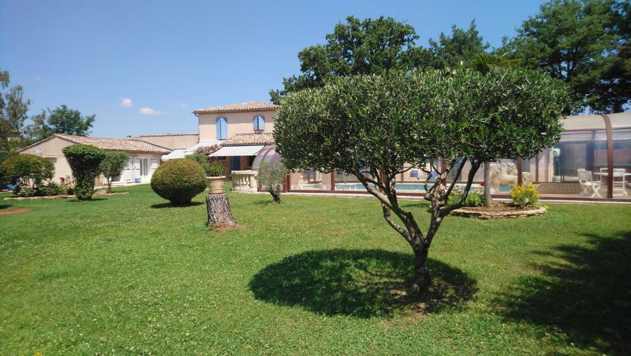 Chambre et table d'hôtes Villa Pomponette Nans-les-Pins Exterior foto